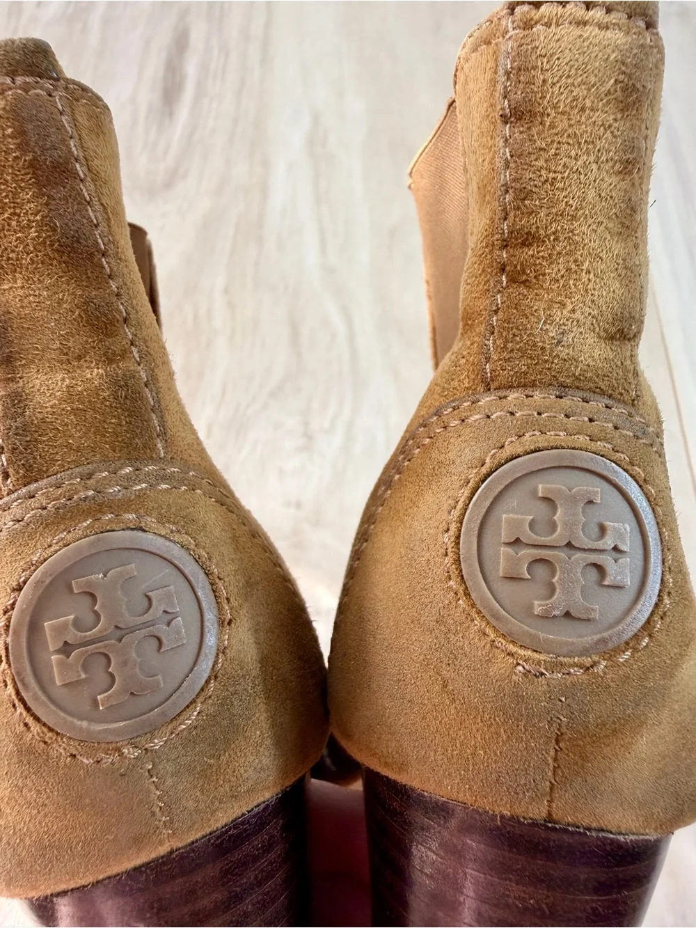 Tory Burch Virginia Luggage Suede Ankle Boots featuring a chunky lug - Size 7.5
